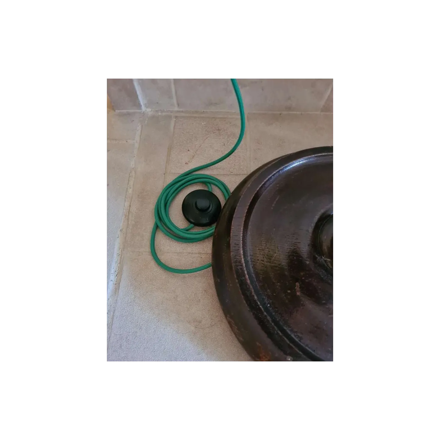 Lampadaire vis de pressoir et jute