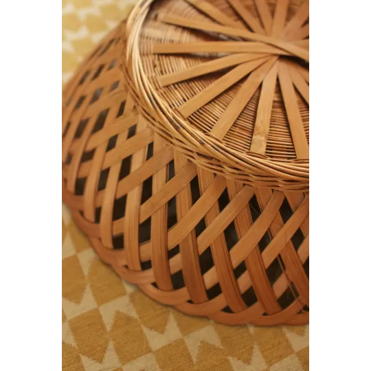 Corbeille ajourée ronde vannerie vintage