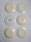 Assiettes plates bleues vintage