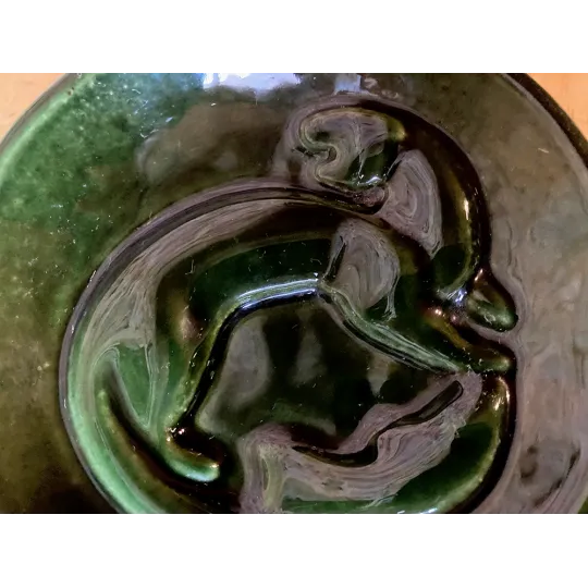 Vide-poche ou cendrier avec loutre et poisson en fonte émaillée, Finlande