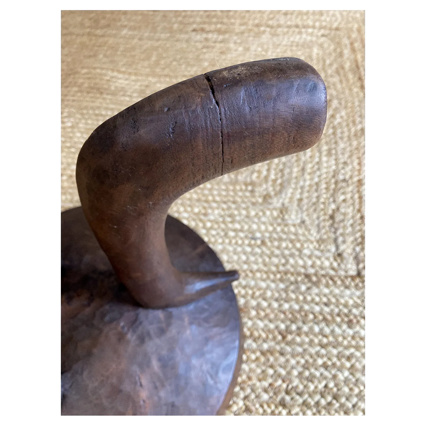 Tabouret tripode éthiopien en bois