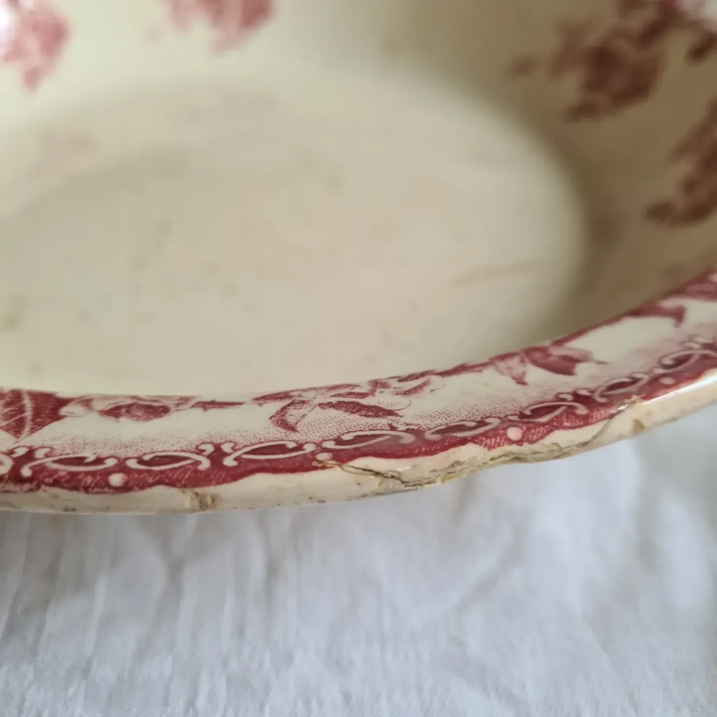 Plat rose terre de fer rose