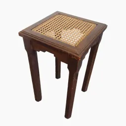 Ancien tabouret bois et cannage