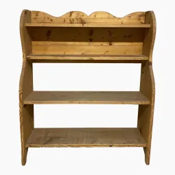 Etagère en bois brut