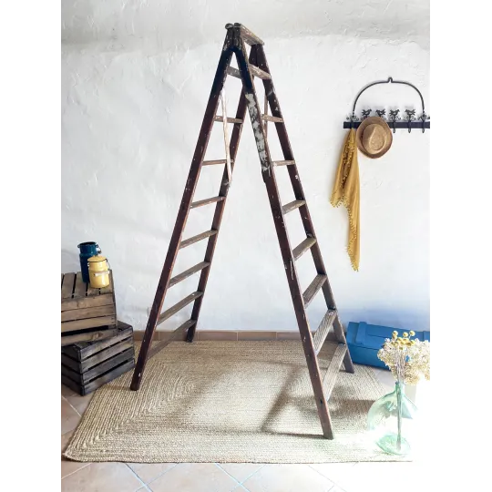Ancien escabeau de peintre en bois