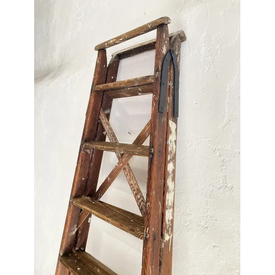 Ancien escabeau de peintre en bois