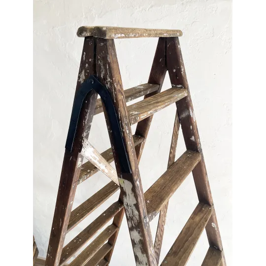 Ancien escabeau de peintre en bois