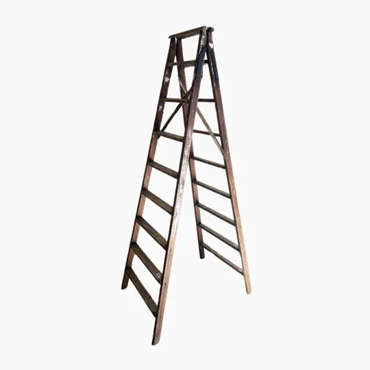 Ancien escabeau de peintre en bois