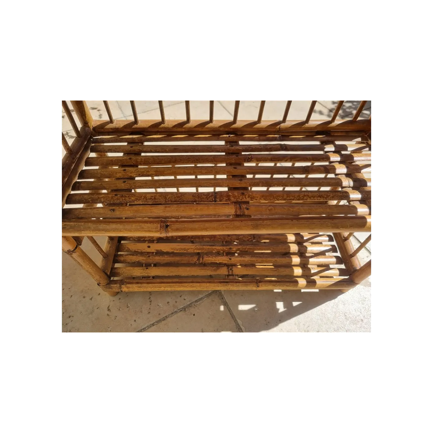 Étagère en bambou