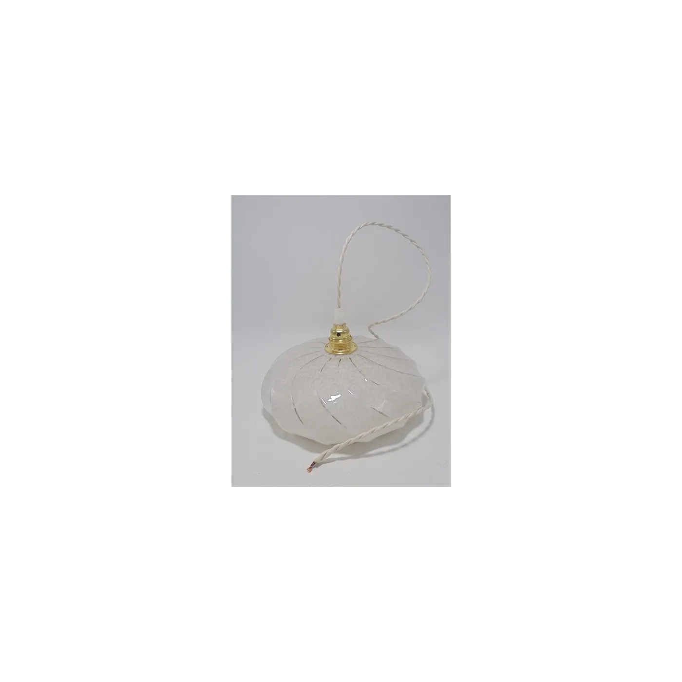 Suspension en verre moucheté