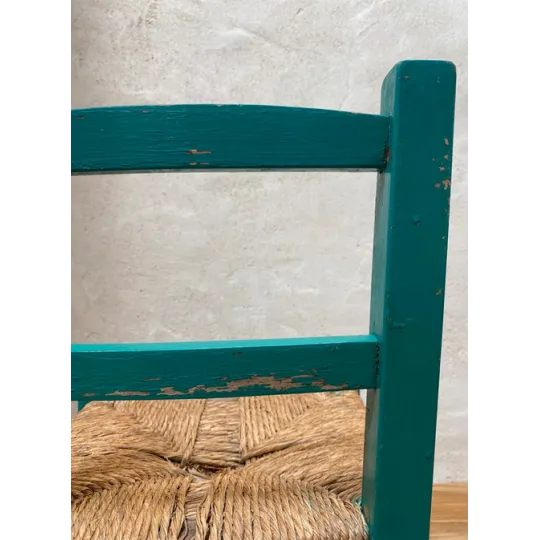 Chaise enfant vintage verte paille et bois
