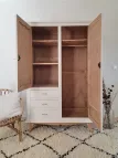 armoire vintage beige pieds compas miroir tiroir étagères penderie