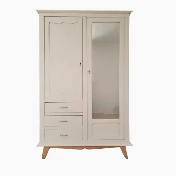 Armoire vintage rénovée