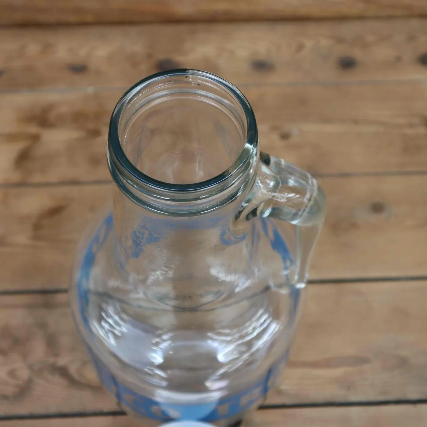 Carafe vintage TROPICO en verre (Gebraucht) in Rennaz für CHF 6 - mit
