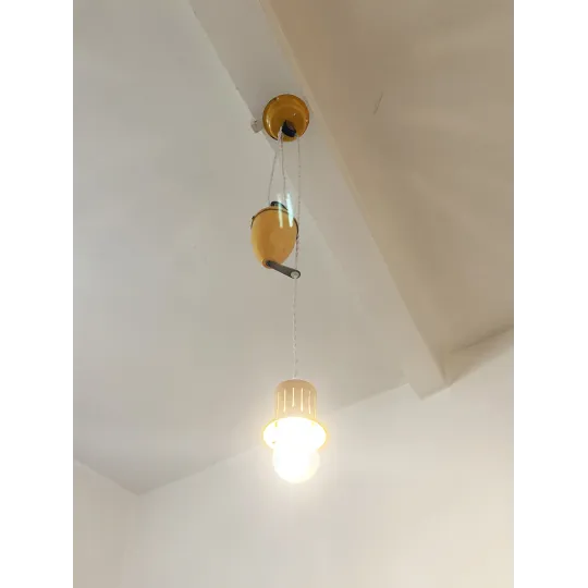 Suspension monte et baisse en métal