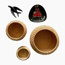 Composition murale osier et céramique vintage